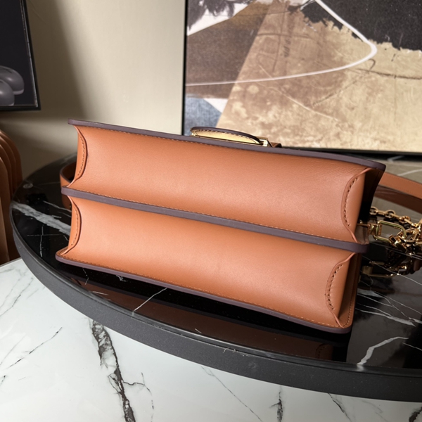 ルイヴィトンバッグ内部構造